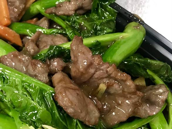 40B Beef and Chinese Broccoli 唐兰牛肉